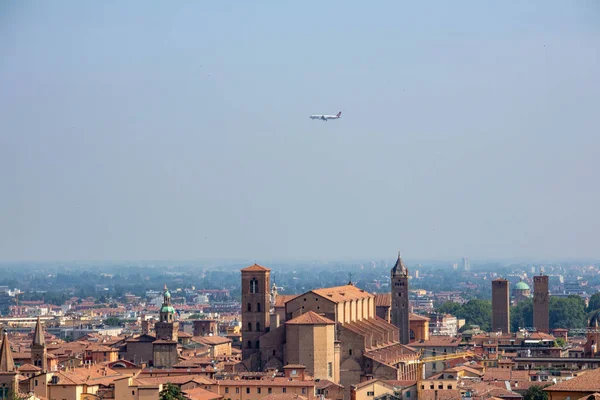 Frece Tricolore Πετούν Πάνω Από Την Πόλη Της Μπολόνια Emilia — Φωτογραφία Αρχείου