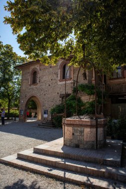 Grazzano Visconti 'nin küçük bir köyü, Piacenza ili, Emilia Romagna