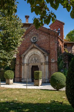 Grazzano Visconti 'nin küçük bir köyü, Piacenza ili, Emilia Romagna