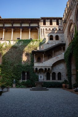 Grazzano Visconti 'nin küçük bir köyü, Piacenza ili, Emilia Romagna