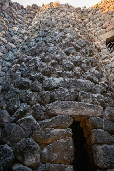 Su Nuraxi, Barumini, Güney Sardunya ili.