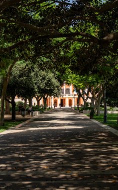 Sardunya 'nın Cagliari kentinin halk bahçeleri