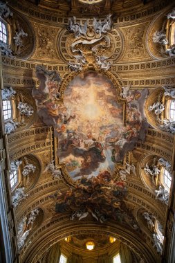 İsa 'nın Kilisesi, Roma şehri, Lazio