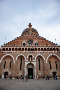 Aziz Anthony Bazilikası, Padova şehri, Veneto