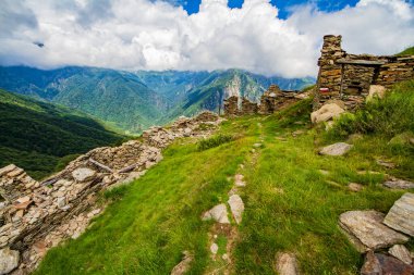 Dağ manzarası Valle D 'Aosta