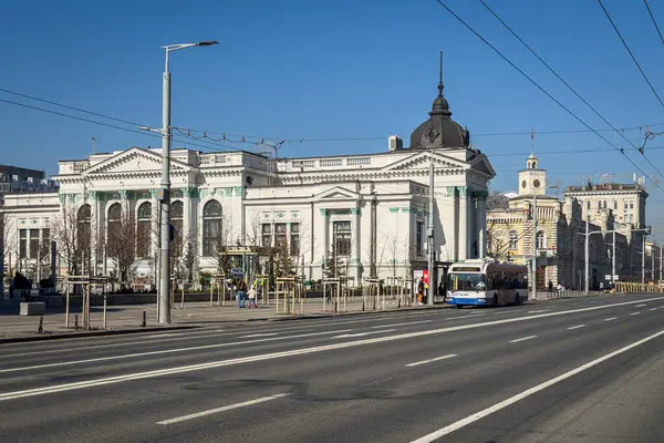 Chisinau, Moldova, 3 Mart 2025. Stefan cel Mare Bulvarı manzarası, Chisinau 'nun ana caddesi anıtsal binalar ve mimariyle