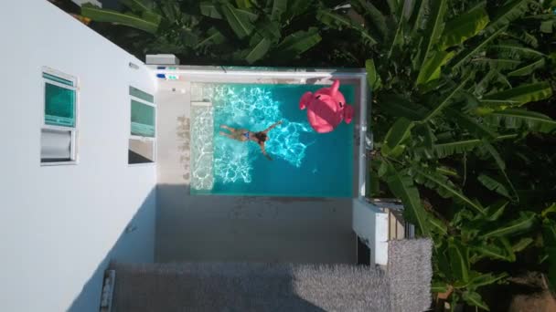 Aerial View Female Tourist Enjoying Swimming Holidays Small Swimming Pool — Stockvideo