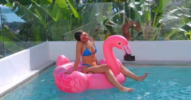 Young Tourist Female 25S Bikini Sunbathing Inflatable Pink Flamingo Swimming — Video