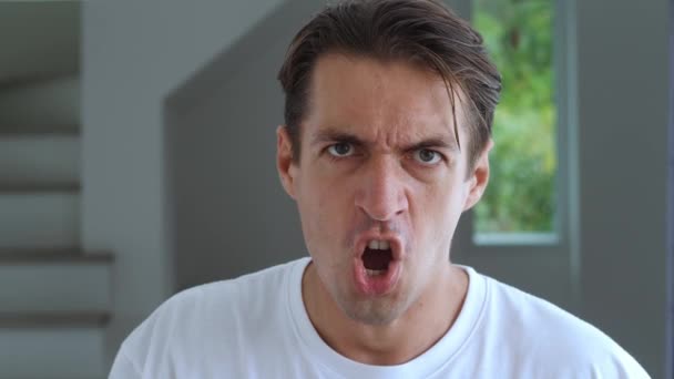 Annoyed Aggressive Man Screams Talks Camera Curses Quarrels Rage Yelling — Stock Video