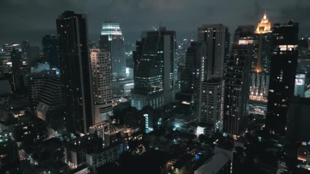 Imágenes Épicas Drones Metrópolis Cinematográficas Nocturnas Con Imponentes Rascacielos Vista — Vídeos de Stock