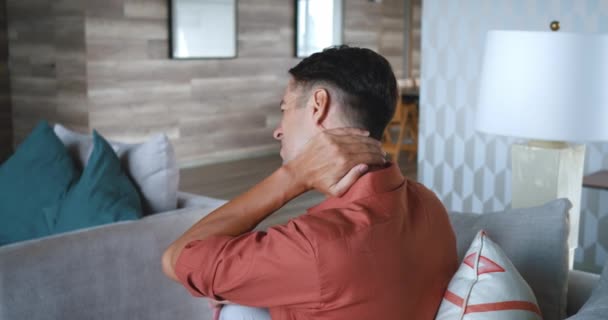 Experiencing Acute Neck Pain Man Thinks Its Connection Spinal Health — Stock Video