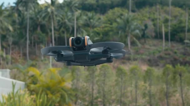 Koh Samui Thailand 2024 Dji Avata Quadcopter Poised Nature Rotors — 图库视频影像