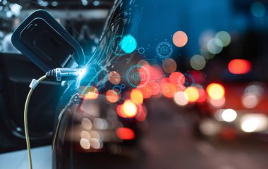 Modern teknoloji arasında elektrikli otomobilleri şarj etmek için eklenti gücü, UI kontrol bilgi göstergeleri ve alternatif sürdürülebilir eko enerji bulunmaktadır..