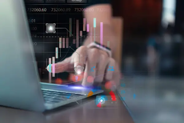 Business Professionell Analysera Komplexa Finansiella Data Och Aktiemarknaden Trender Bärbar Stockbild