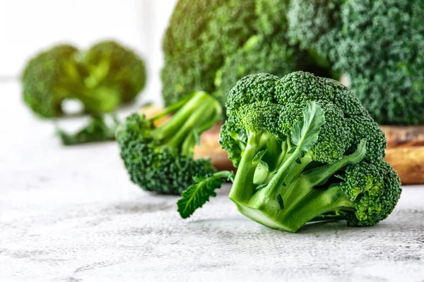 Makro Fotoğraf Yeşil Sebze Brokoli Karnabahar Brokoli Taş Bir Masada — Stok fotoğraf