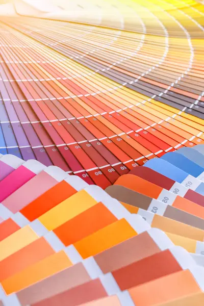 Boya sesi seçmek için renk tekerleği