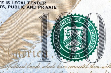 Kağıt banknotların klasik unsurları. Bonistikler. Tasarım amaçlı 100 dolarlık banknotun bir parçası. Amerika Birleşik Devletleri