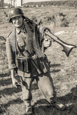 1 Ekim 2006, Kiev, Ukrayna. Dövüş gösterileri, 2. Dünya Savaşı. Wehrmacht - Alman ordusu askerleri ve makineleri.