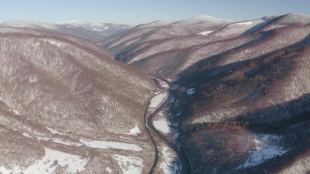 Ucrânia Cárpatos Inverno Nevado Transcarpathia Montanhas Estão Cobertas Neve Mas — Vídeo de Stock