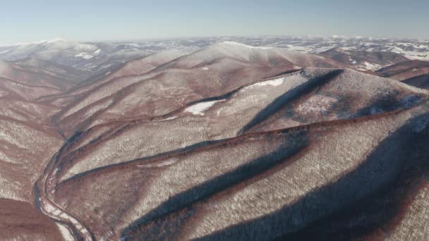 Ucrânia Cárpatos Inverno Nevado Transcarpathia Velocidade Drone Vista Pássaro Mostra — Vídeo de Stock