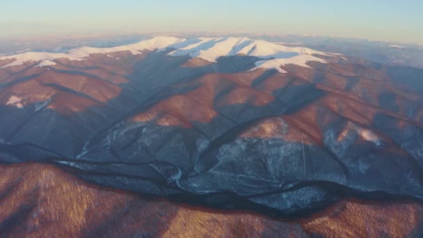 Вид Высоты Птичьего Полета Живописный Альпийский Пейзаж Зимой Закатом Видит — стоковое видео