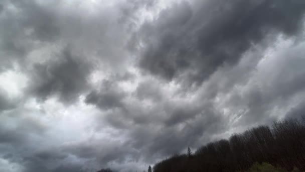 Nubes Atardecer Antes Que Una Tormenta Truenos Rápidamente Pase Lapso — Vídeo de stock