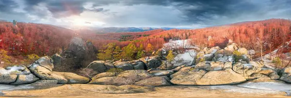 stock image Dovbush rocks in winter in Bubnyshche, Carpathians, Ukraine, Europe. Huge stone giants rise in the snowy transparent beech forest, all-round panoramic views are unique without leaves