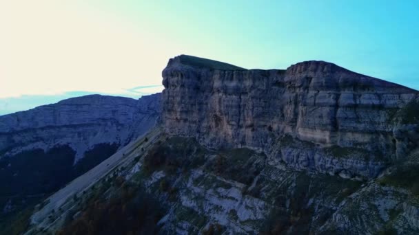 法国Urle港Vercors和Isere Rhone Alpes Alps等地Vercors区域自然公园的山区景观 — 图库视频影像