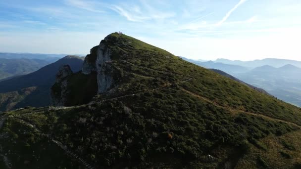 Повітряний Вид Col Veyou Людьми Зверху Півдні Франції Гірському Хребті — стокове відео