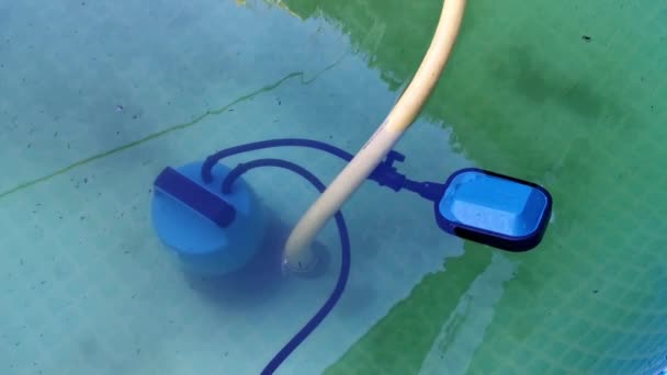 Pumping Water Out Pool Using Drain Pump Water — Vídeos de Stock
