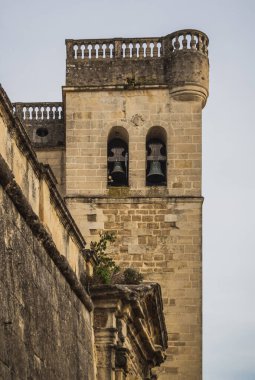Grignan Castle - Grignan Castle is a 12th-century castle built on a rocky outcrop overlooking Grignan in Drme Provenale