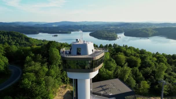 Panorámás Kilátás Drónról Naplemente Idején Soliskie Tavon Kilátással Modern Gondola — Stock videók