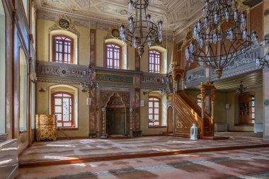 Aziz Mahmud Hudai Camii 'nin manzarası. 2 Haziran 2024 'te Uskudar, İstanbul, Türkiye.