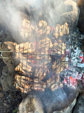 Dumanlı Aroma: Közün Altında Tavuk Izgarası