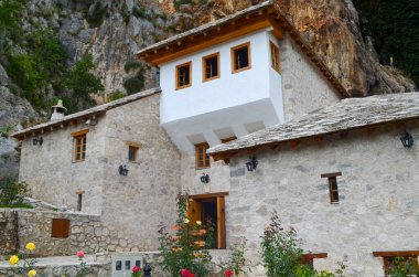 Tarihi Ayar 'da Büyüleyici Taş Ev