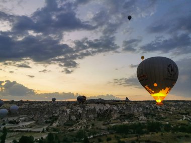 Sıcak Hava Balonlarıyla Kapadokya 'da Gün Doğumu