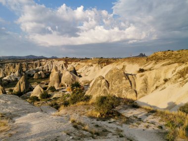 Gün doğumunda Kapadokya 'da Eşsiz Kaya oluşumları