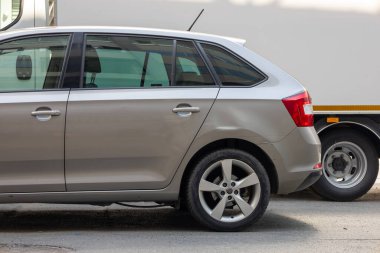 Şehir Bölgesi 'nde Modern Hatchback Otomobili