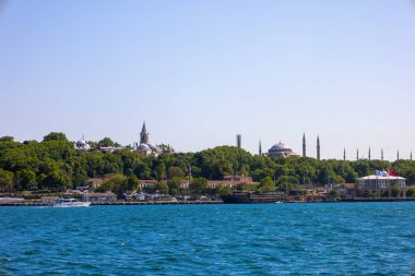 Topkapı Sarayı ve Ayasofya Camii 'nin Boğaz manzarası