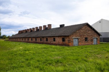 Polonya 'daki Auschwitz-Birkenau Nazi toplama kampı müzesi. Auschwitz Oswiecim II. Dünya Savaşı ve Yahudi Soykırımı sırasında işgal altındaki Polonya 'daki Yahudi hapishanesi