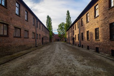 Polonya 'daki Auschwitz-Birkenau Nazi toplama kampı müzesi. Auschwitz Oswiecim II. Dünya Savaşı ve Yahudi Soykırımı sırasında işgal altındaki Polonya 'daki Yahudi hapishanesi