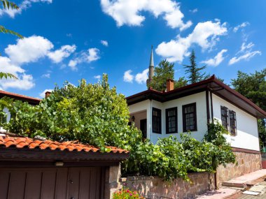 Minare Manzaralı Büyüleyici Geleneksel Ev