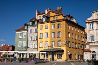 Varşova, Polonya, Avrupa, 5 Ağustos 2024. Kiliseler, tarihi binalar ve sokaklar