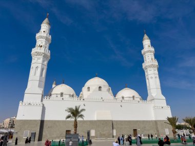 Quba Camii Medinas Tarihi Simgesi
