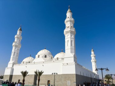 Quba Camii Medinas Tarihi Simgesi