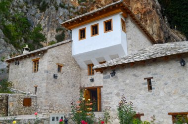 Tarihi Ayar 'da Büyüleyici Taş Ev