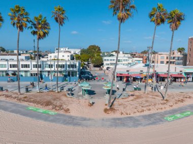 Venice Beach, CA, ABD 'deki kıyı şeridinin havadan görüntüsü