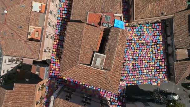 Catania Sicilia Italia 2022 Decoración Arte Urbano Con Sombrillas Mercado — Vídeos de Stock