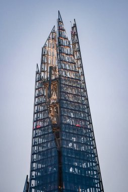 Londra, İngiltere 'deki Çömlek Gökdeleninin yakın görüntüsü.