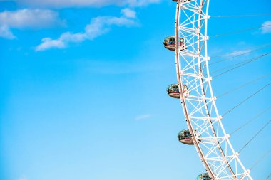 Londra 'nın gözünün yakın görüntüsü. Dünyanın en büyük dönme dolaplarından biri..